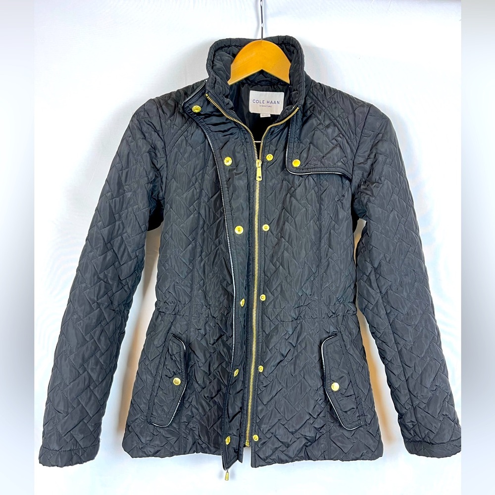 Women’s COLE HAAN classic black quilted jacket. Size XS